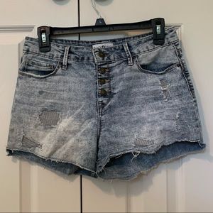 high waisted distressed cut-off denim shorts